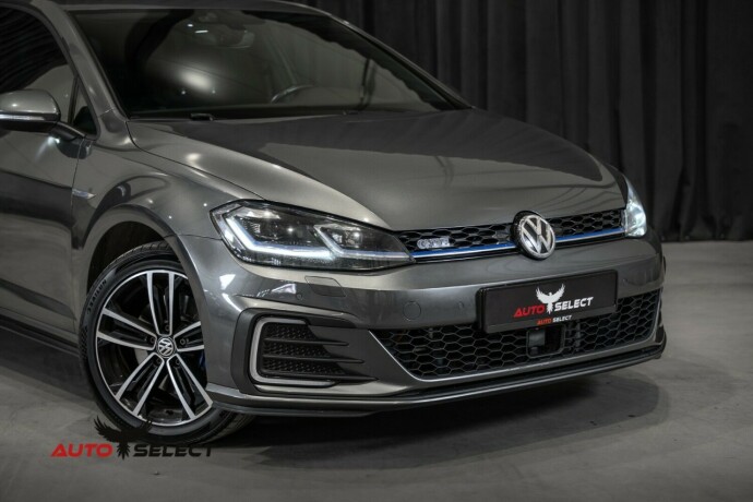 volkswagen-golf-elektrisitetbensin-2017-big-1