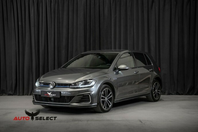 volkswagen-golf-elektrisitetbensin-2017-big-5