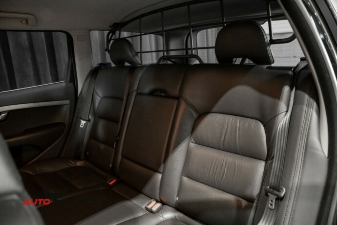 volvo-xc-70-diesel-2010-big-15