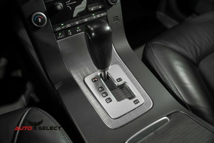 volvo-xc-70-diesel-2010-big-35