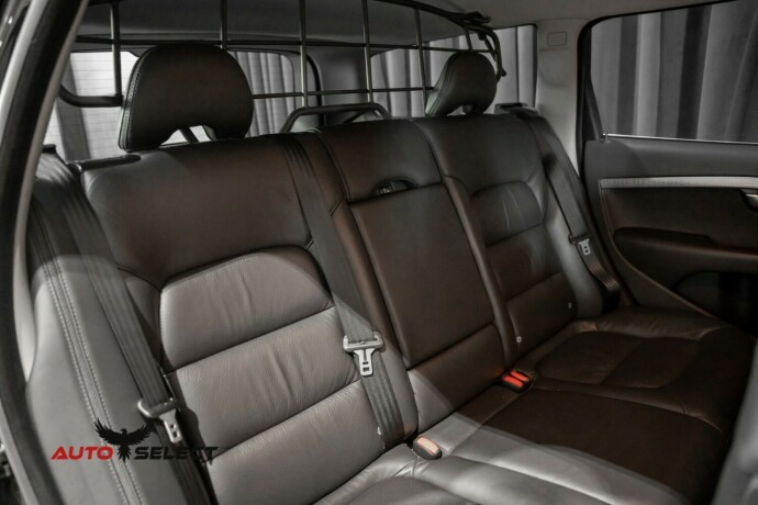 volvo-xc-70-diesel-2010-big-13