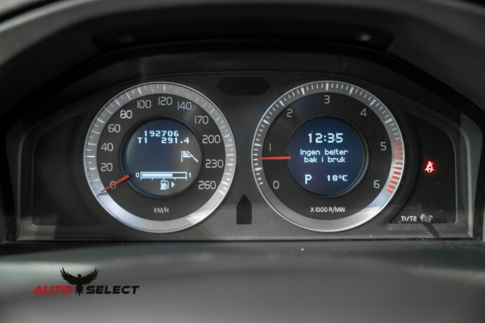 volvo-xc-70-diesel-2010-big-27