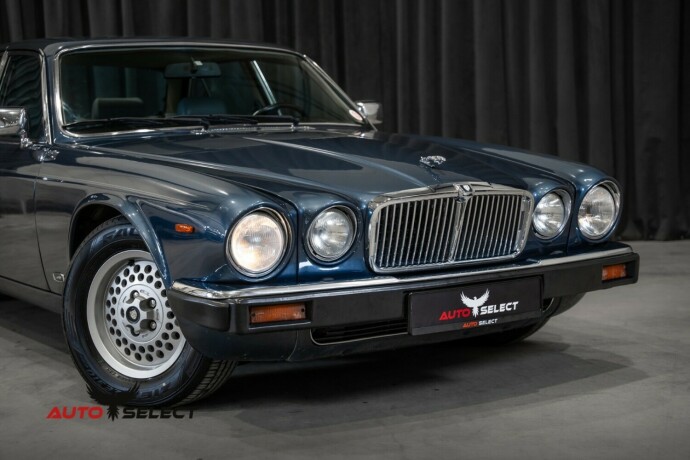 jaguar-xj-bensin-1986-big-1