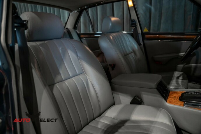 jaguar-xj-bensin-1986-big-25