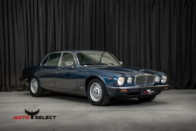 jaguar-xj-bensin-1986-big-3