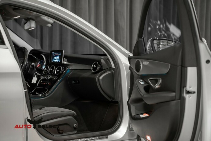 mercedes-benz-c-klasse-bensin-2017-big-17