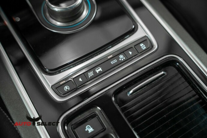 jaguar-xf-diesel-2017-big-34