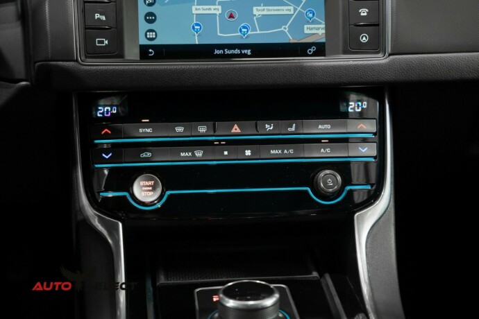 jaguar-xf-diesel-2017-big-36