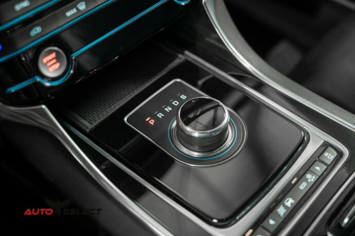 jaguar-xf-diesel-2017-big-35