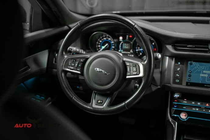 jaguar-xf-diesel-2017-big-33