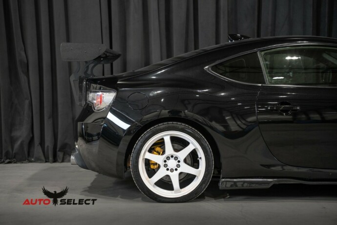 toyota-gt86-bensin-2012-big-17