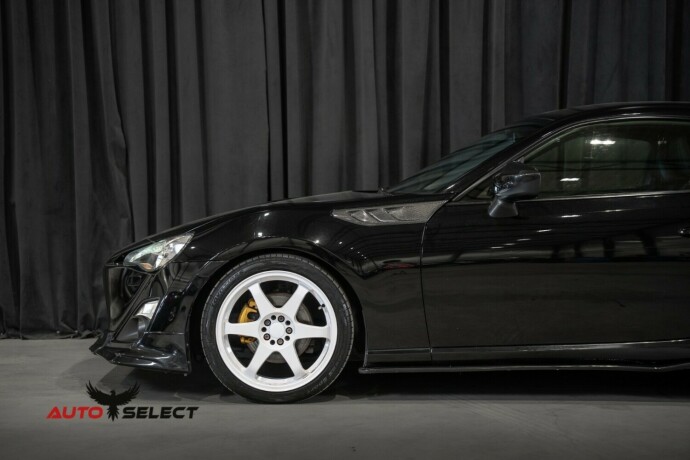 toyota-gt86-bensin-2012-big-8