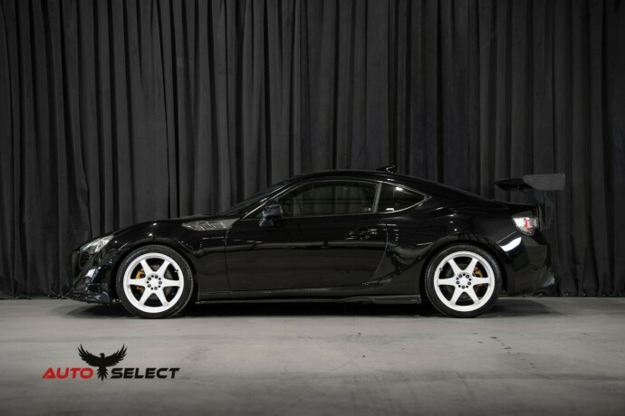 toyota-gt86-bensin-2012-big-7