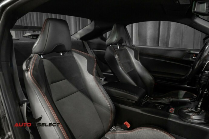 toyota-gt86-bensin-2012-big-21