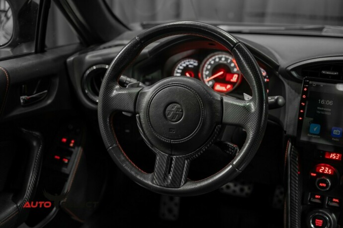 toyota-gt86-bensin-2012-big-27