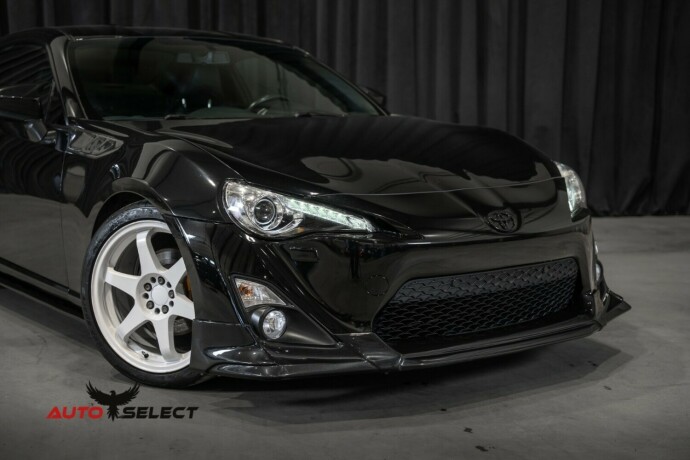 toyota-gt86-bensin-2012-big-1