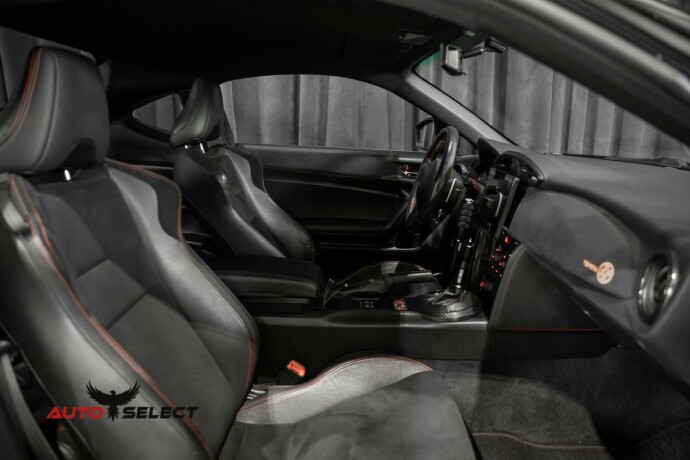 toyota-gt86-bensin-2012-big-20