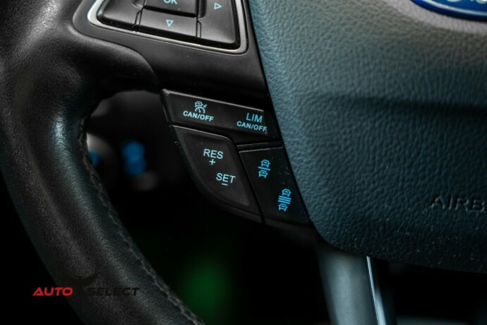 ford-focus-diesel-2016-big-26