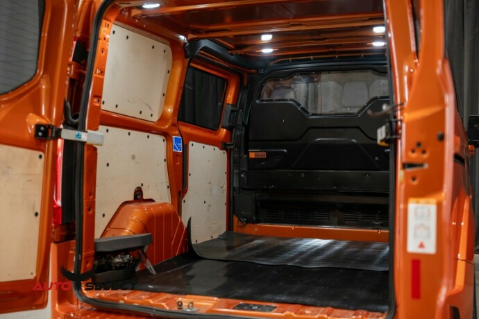 ford-transit-custom-diesel-2018-big-14