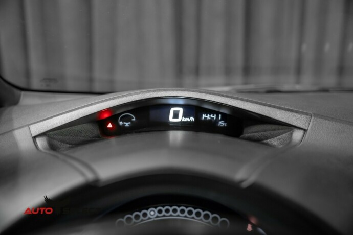 nissan-leaf-elektrisitet-2015-big-29