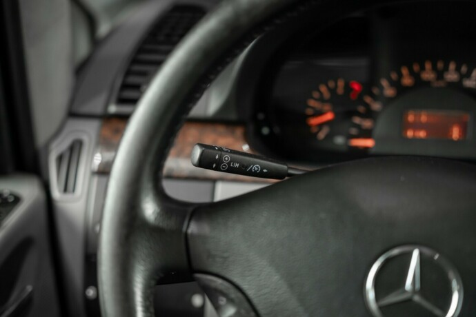 mercedes-benz-viano-diesel-2005-big-25