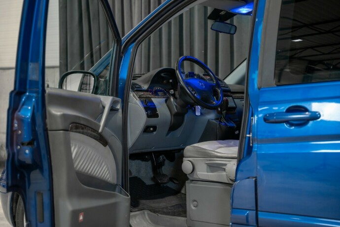 mercedes-benz-viano-diesel-2005-big-19