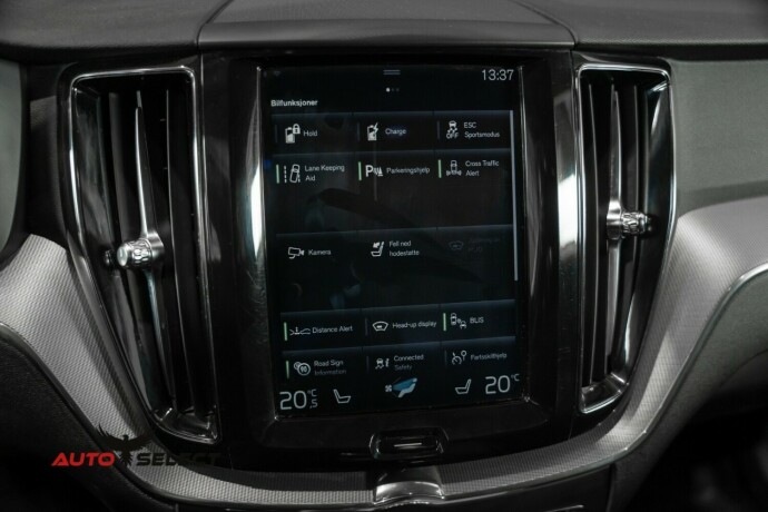 volvo-xc-60-elektrisitetbensin-2018-big-52
