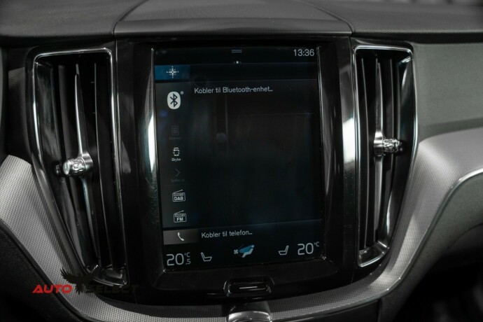 volvo-xc-60-elektrisitetbensin-2018-big-47