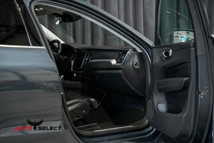 volvo-xc-60-elektrisitetbensin-2018-big-22