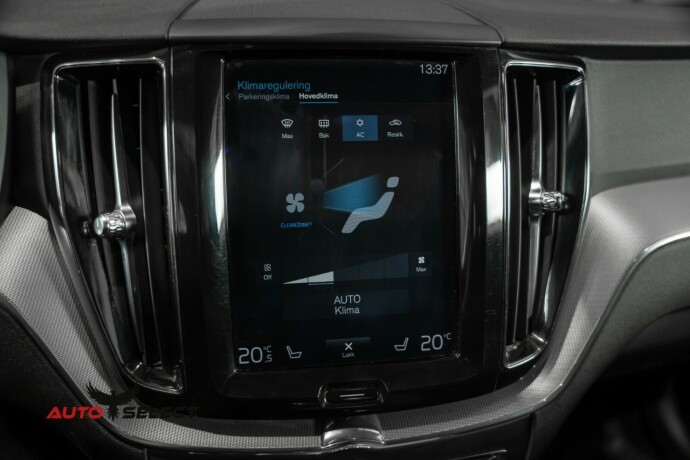 volvo-xc-60-elektrisitetbensin-2018-big-50