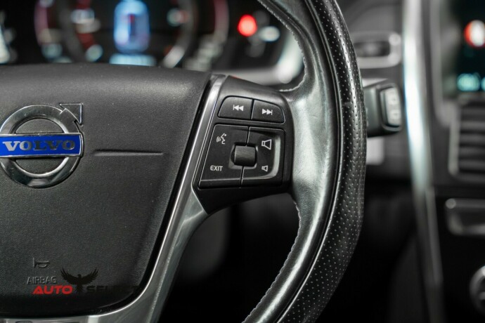 volvo-xc-60-diesel-2016-big-28