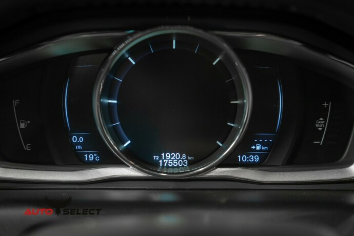volvo-xc-60-diesel-2016-big-26