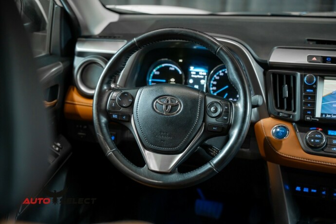 toyota-rav4-elektrisitetbensin-2017-big-27