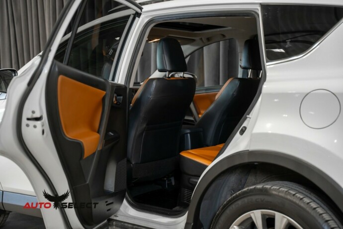 toyota-rav4-elektrisitetbensin-2017-big-15