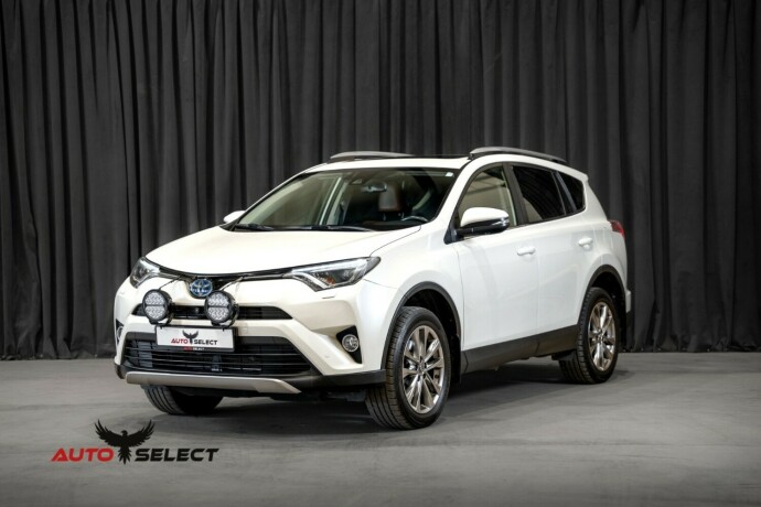 toyota-rav4-elektrisitetbensin-2017-big-5
