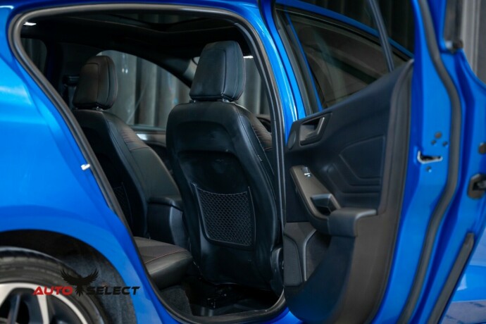 ford-focus-diesel-2018-big-12