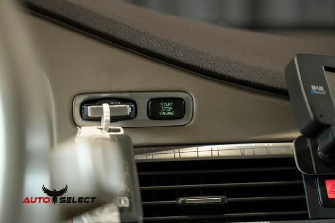 volvo-xc-70-diesel-2010-big-29