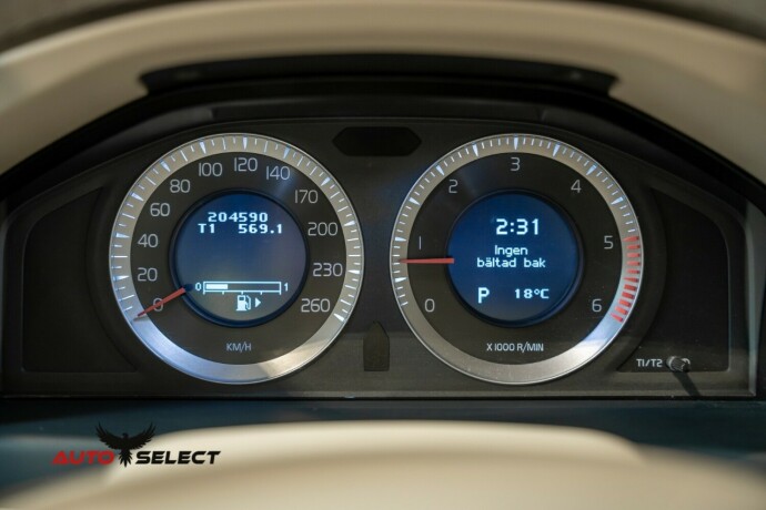 volvo-xc-70-diesel-2010-big-27