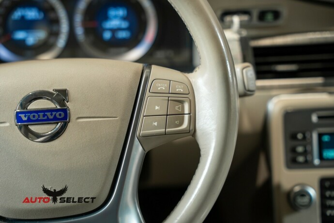 volvo-xc-70-diesel-2010-big-28