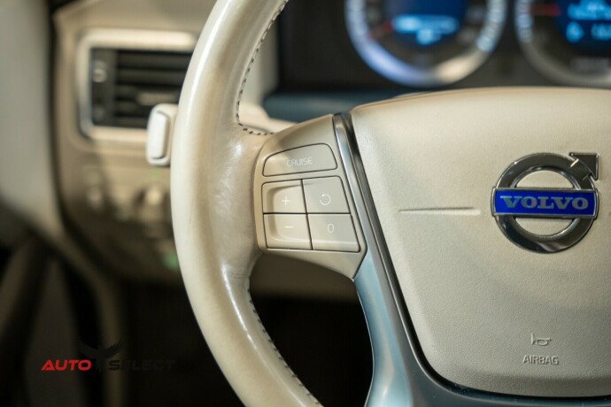 volvo-xc-70-diesel-2010-big-26