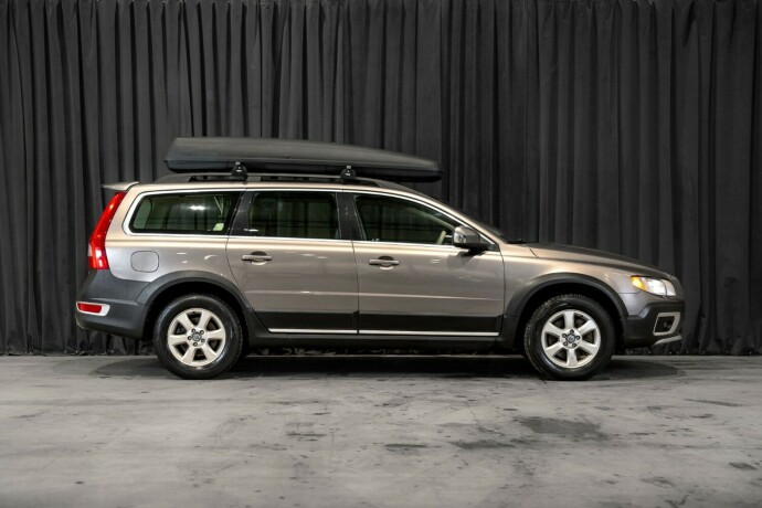 volvo-xc-70-diesel-2010-big-11