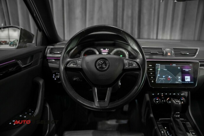 skoda-superb-diesel-2019-big-30