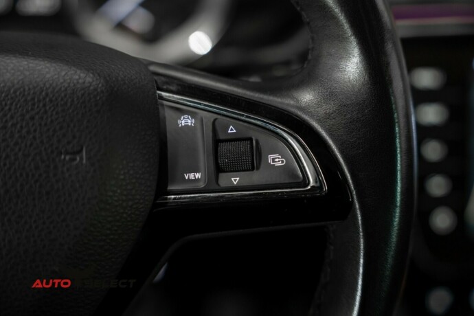 skoda-superb-diesel-2019-big-34