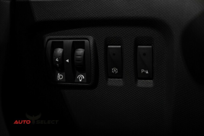 renault-captur-bensin-2013-big-24