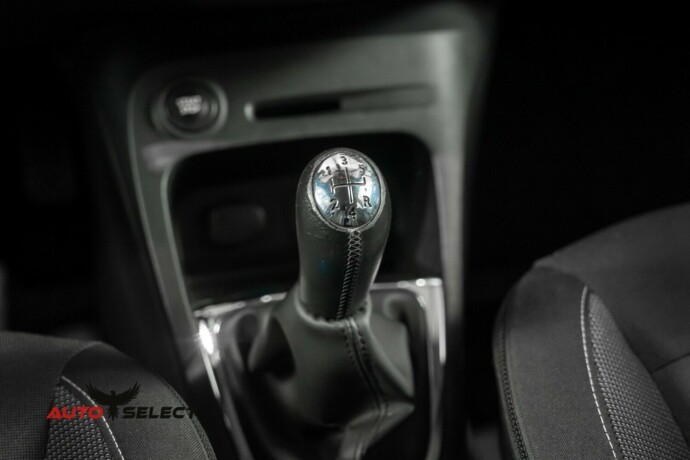 renault-captur-bensin-2013-big-30