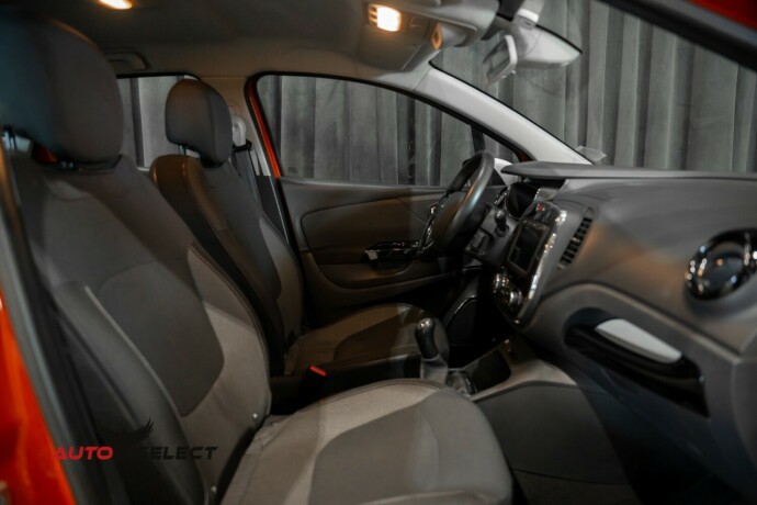 renault-captur-bensin-2013-big-15