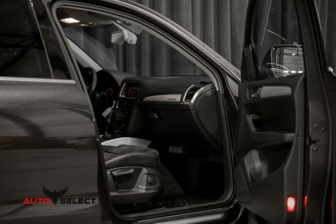 audi-q5-diesel-2011-big-16
