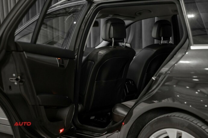 mercedes-benz-c-klasse-bensin-2011-big-15