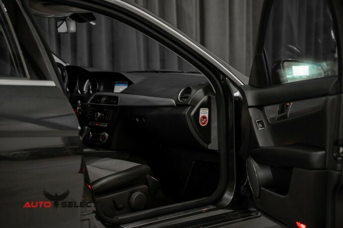mercedes-benz-c-klasse-bensin-2011-big-17