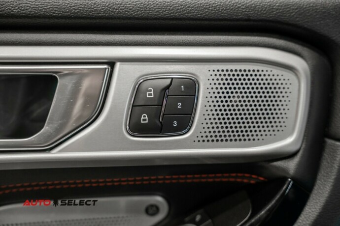 ford-explorer-elektrisitetbensin-2021-big-29